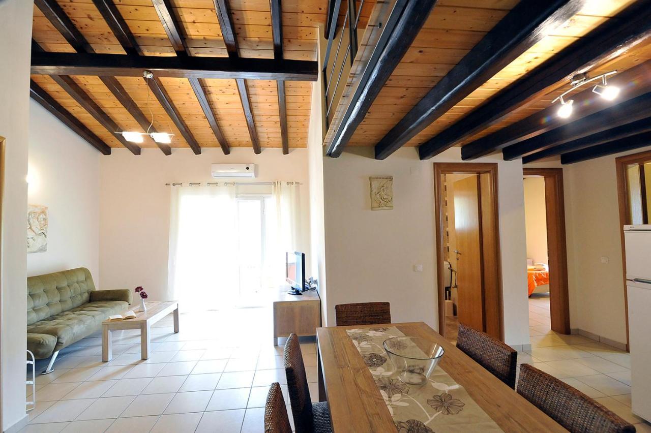 Pyramid City Apartments Agios Spyridon  الغرفة الصورة