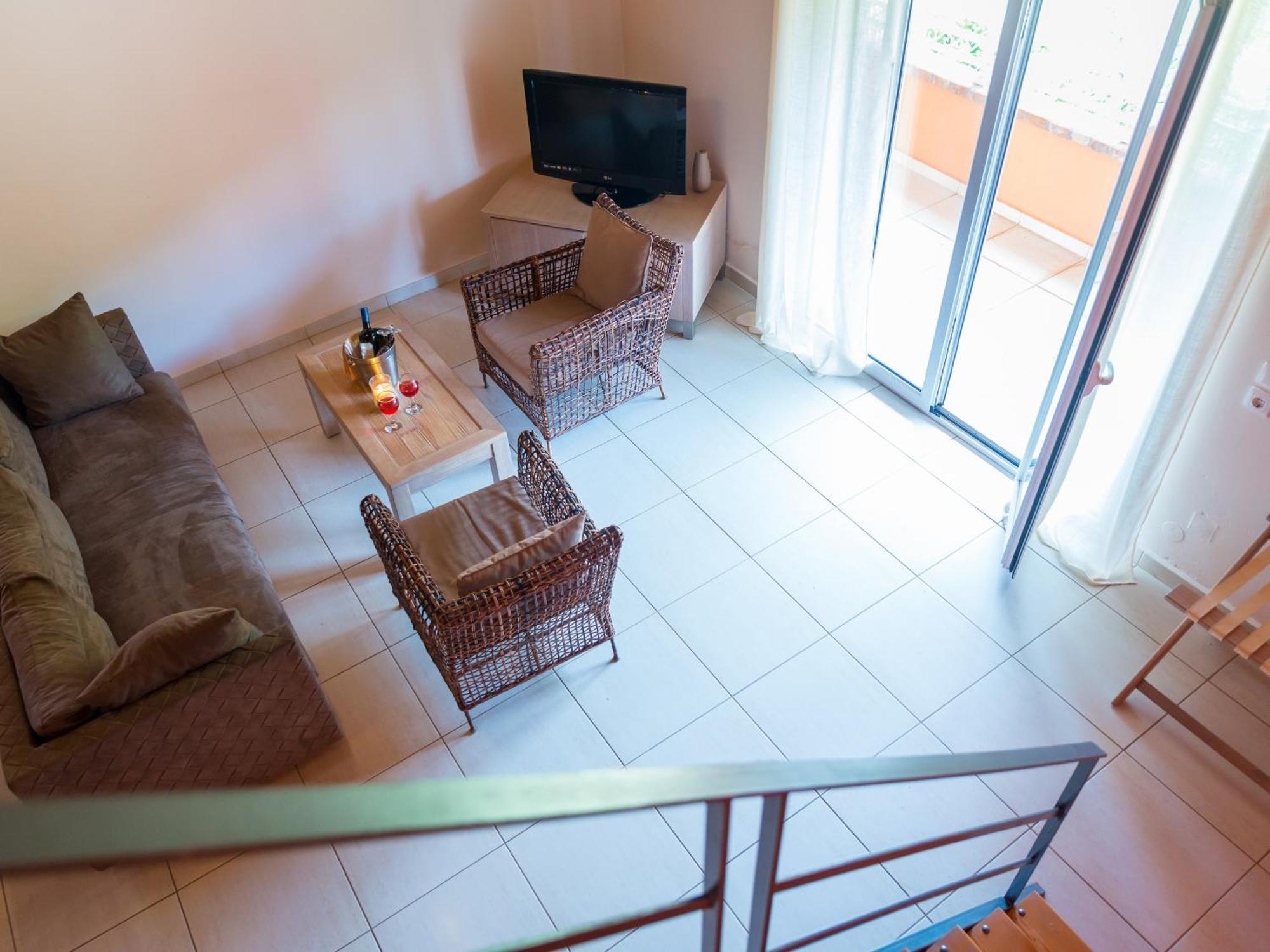 Pyramid City Apartments Agios Spyridon  المظهر الخارجي الصورة